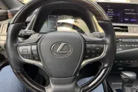 Lexus ES 300 din 2021 cu 75.850 km - oferta LEX126984 - foto 9