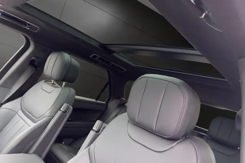 Land Rover Range Rover Sport din 2025 cu 14.950 km - oferta LAN126988 - foto 2