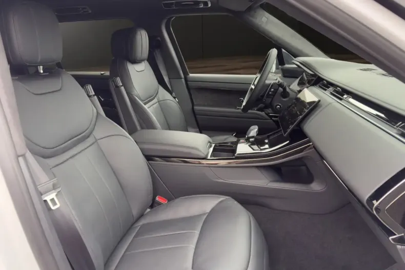 Land Rover Range Rover Sport din 2025 cu 14.950 km - oferta LAN126988 - foto 7