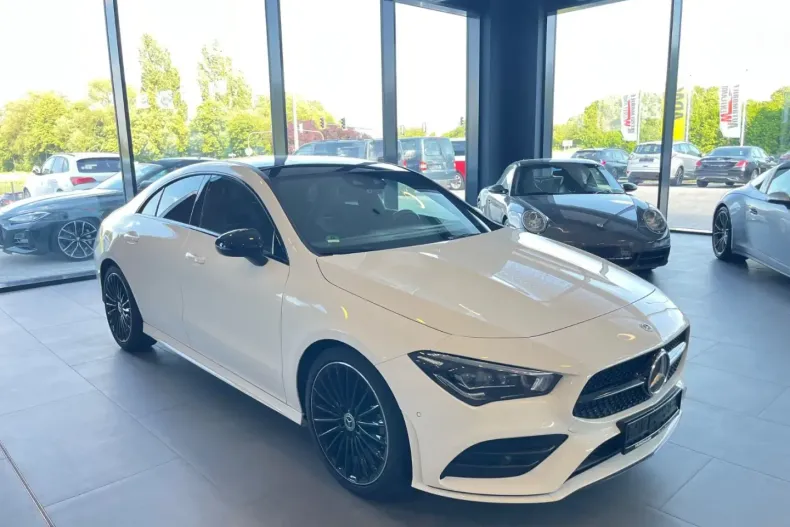Mercedes-Benz CLA 180 din 2022 cu 61.000 km - oferta MER127006 - foto 3