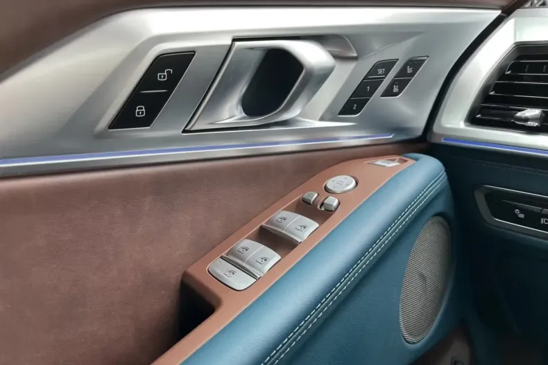 BMW XM din 2024 cu 25.530 km - oferta BMW127017 - foto 9