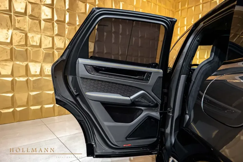 Porsche Cayenne din 2025 cu 5 km - oferta POR127025 - foto 10