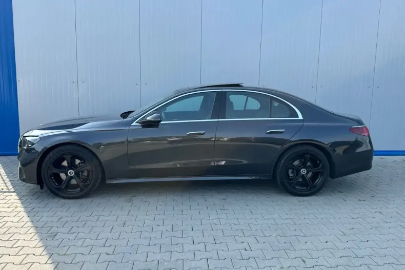 Mercedes-Benz E 200 din 2023 cu 41.149 km - oferta MER127028 - foto 4