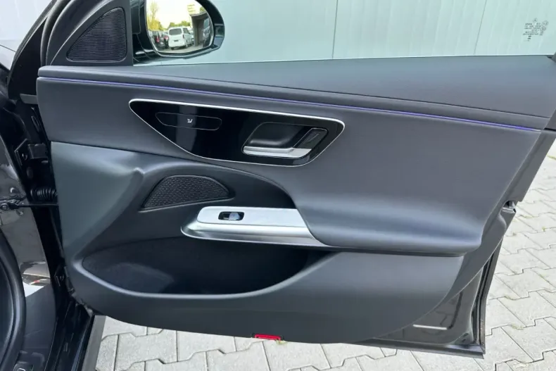 Mercedes-Benz E 200 din 2023 cu 41.149 km - oferta MER127028 - foto 13