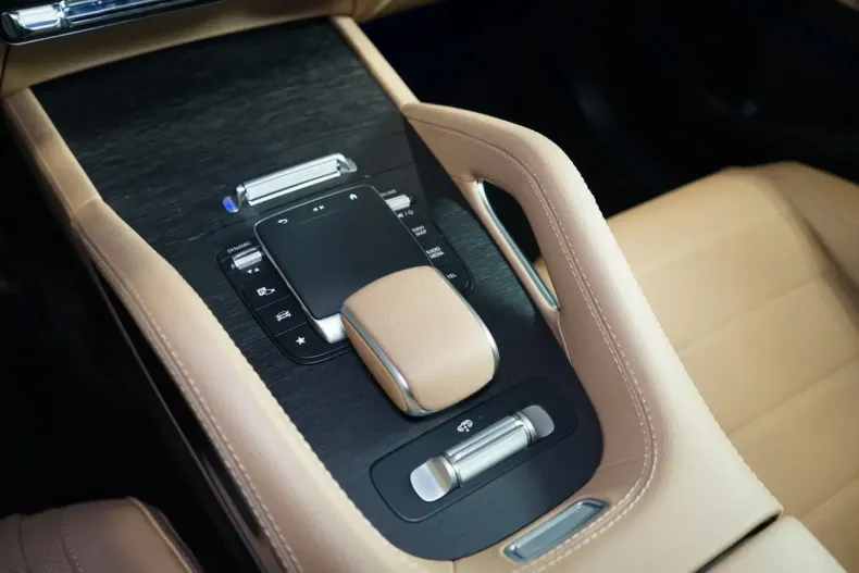 Mercedes-Benz GLE 450 din 2024 cu 19.794 km - oferta MER127059 - foto 25