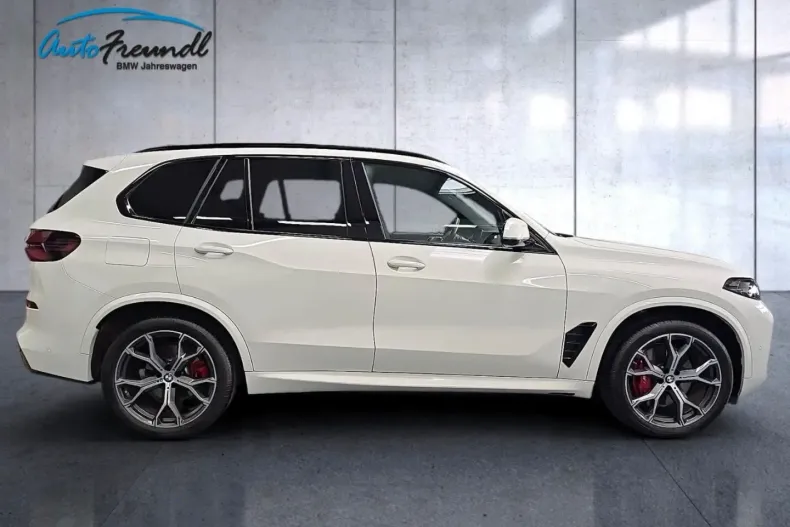 BMW X5 din 2024 cu 14.800 km - oferta BMW127083 - foto 3