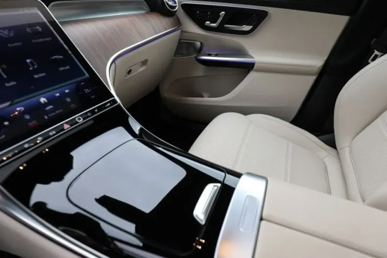 Mercedes-Benz GLC 400 din 2023 cu 33.017 km - oferta MER127093 - foto 12