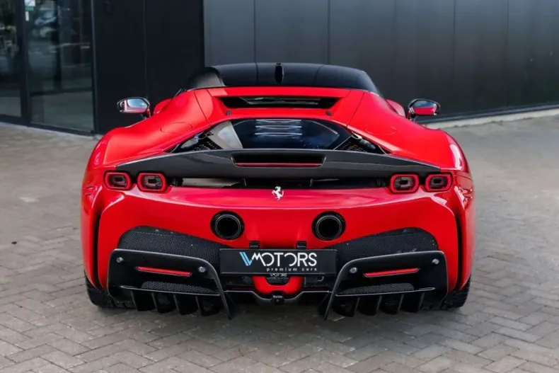 Ferrari SF90 din 2022 cu 27.416 km - oferta FER127095 - foto 5