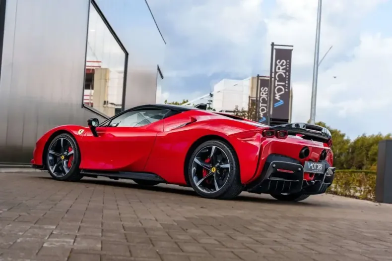 Ferrari SF90 din 2022 cu 27.416 km - oferta FER127095 - foto 10