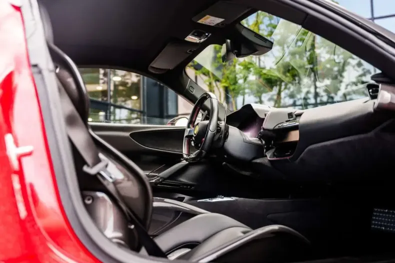 Ferrari SF90 din 2022 cu 27.416 km - oferta FER127095 - foto 19