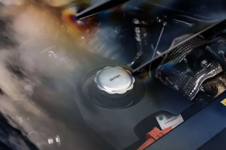 Ferrari SF90 din 2022 cu 27.416 km - oferta FER127095 - foto 24