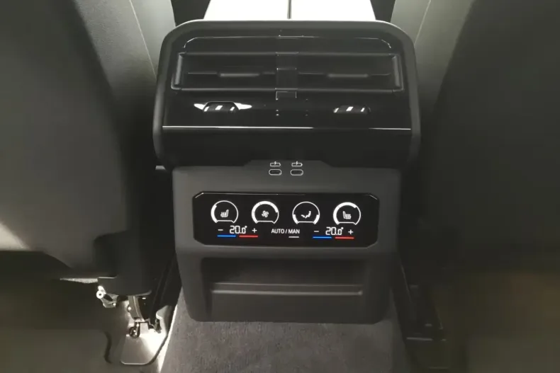 BMW 530 din 2024 cu 2.959 km - oferta BMW127109 - foto 8