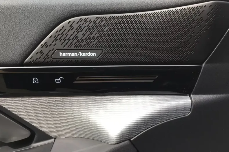 BMW 530 din 2024 cu 2.959 km - oferta BMW127109 - foto 10