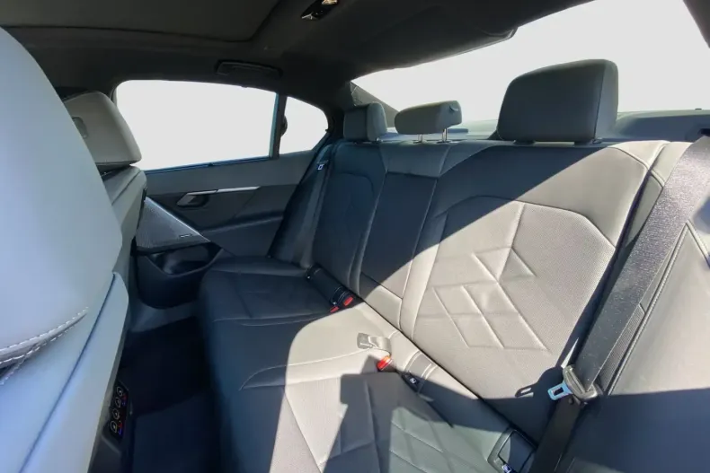 BMW 530 din 2024 cu 23.270 km - oferta BMW127112 - foto 7