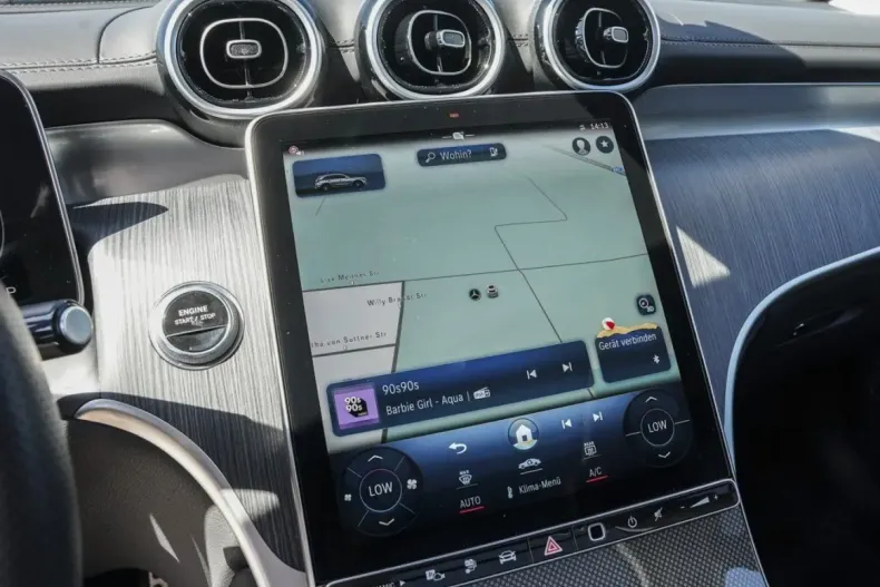 Mercedes-Benz GLC 300 din 2024 cu 26.685 km - oferta MER127120 - foto 17