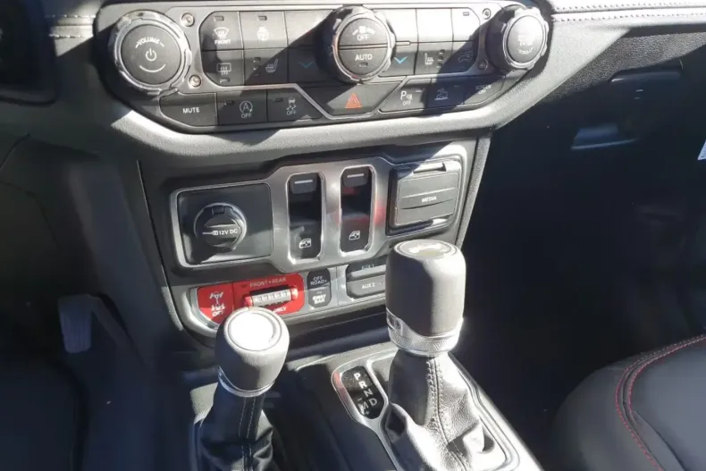 Jeep Wrangler din 2025 cu 5 km - oferta JEE127122 - foto 7