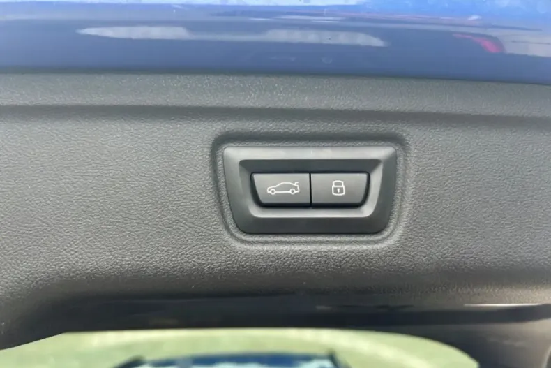 BMW 330 din 2024 cu 27.870 km - oferta BMW127142 - foto 8