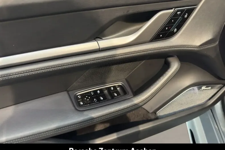 Porsche Taycan din 2020 cu 41.500 km - oferta POR127148 - foto 19