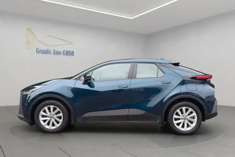 Toyota C-HR din 2024 cu 33.000 km - oferta TOY127172 - foto 3