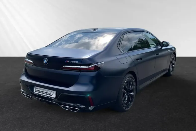 BMW M760 din 2023 cu 14.143 km - oferta BMW127185 - foto 3