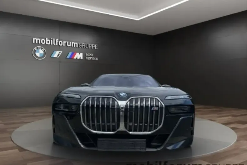 BMW M760 din 2024 cu 17.646 km - oferta BMW127186 - foto 10