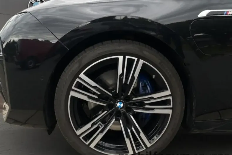 BMW M760 din 2024 cu 17.646 km - oferta BMW127186 - foto 20