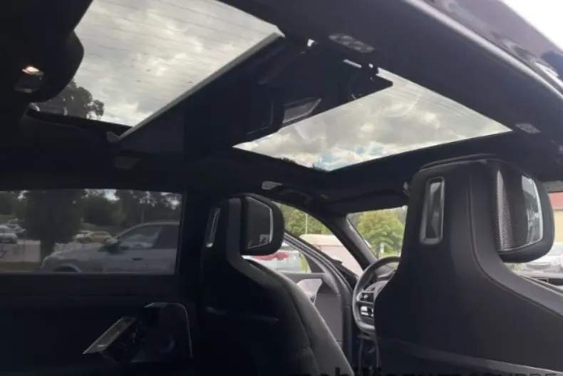 BMW M760 din 2024 cu 17.646 km - oferta BMW127186 - foto 30