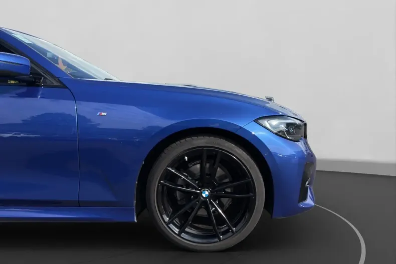 BMW 320 din 2022 cu 82.800 km - oferta BMW127187 - foto 14