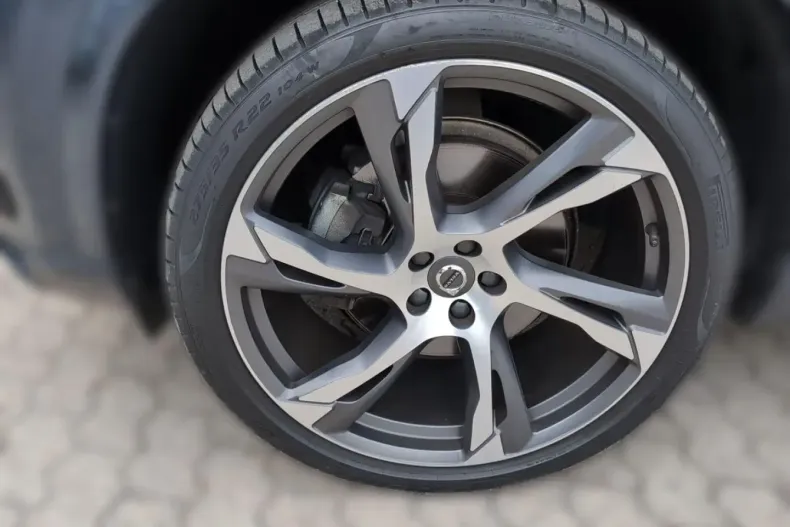 Volvo XC90 din 2021 cu 70.750 km - oferta VOL127189 - foto 8