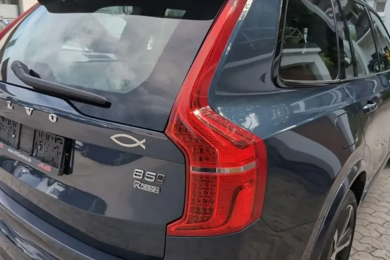 Volvo XC90 din 2021 cu 70.750 km - oferta VOL127189 - foto 10