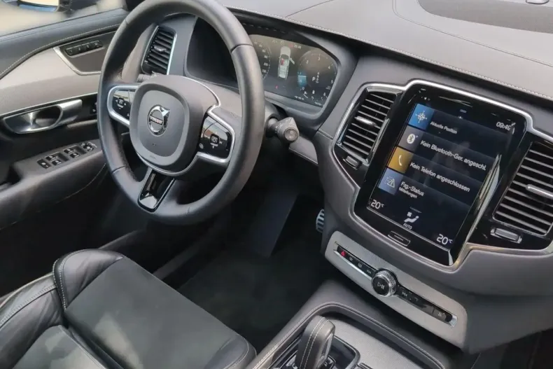 Volvo XC90 din 2021 cu 70.750 km - oferta VOL127189 - foto 20