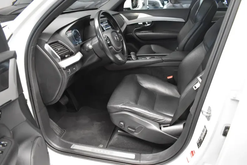 Volvo XC90 din 2020 cu 99.100 km - oferta VOL127190 - foto 7