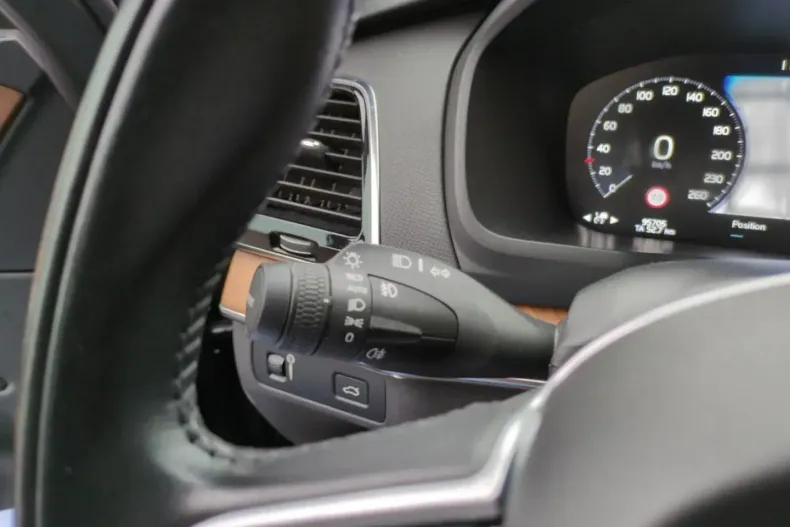 Volvo XC90 din 2020 cu 96.000 km - oferta VOL127192 - foto 16