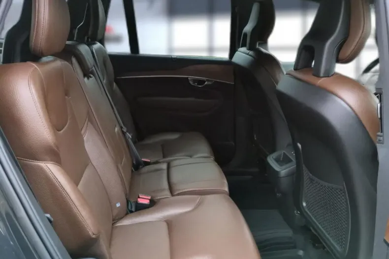 Volvo XC90 din 2020 cu 96.000 km - oferta VOL127192 - foto 20