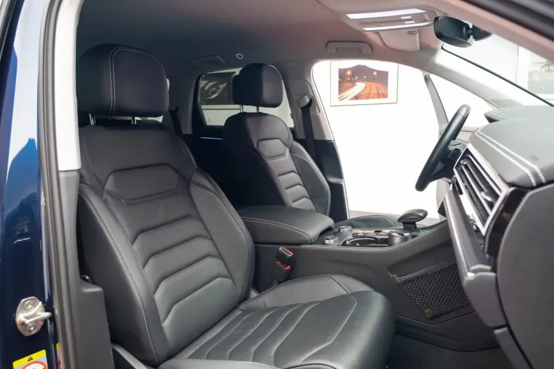 Volkswagen Touareg din 2024 cu 25.538 km - oferta VOL127194 - foto 10