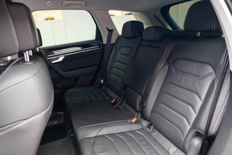 Volkswagen Touareg din 2024 cu 25.538 km - oferta VOL127194 - foto 15