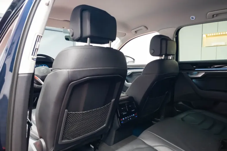 Volkswagen Touareg din 2024 cu 25.538 km - oferta VOL127194 - foto 16