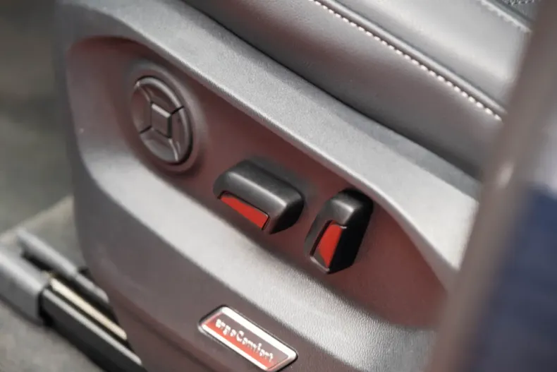 Volkswagen Touareg din 2024 cu 25.538 km - oferta VOL127194 - foto 21