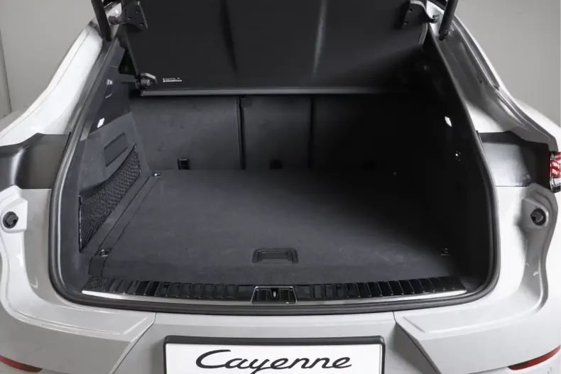 Porsche Cayenne din 2025 cu 4.900 km - oferta POR127202 - foto 7