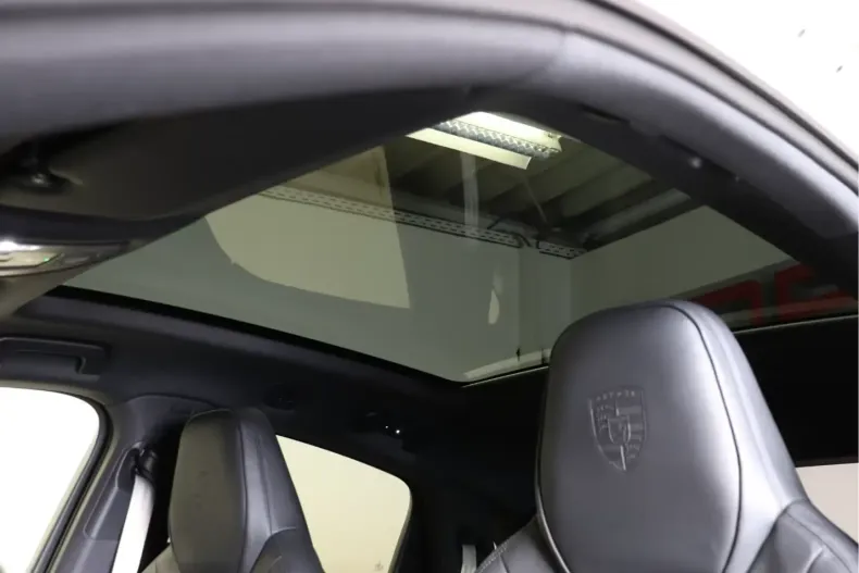 Porsche Cayenne din 2025 cu 4.900 km - oferta POR127202 - foto 11