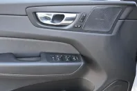 Volvo XC60 din 2022 cu 61.400 km - oferta VOL127208 - foto 11