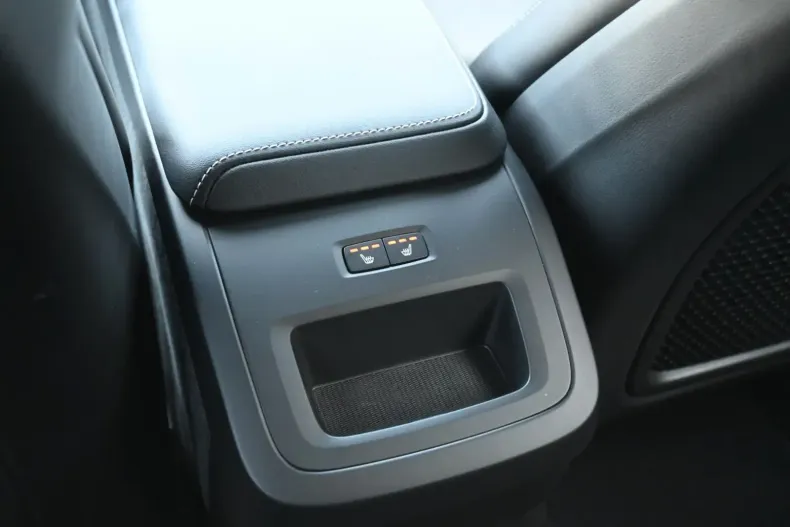 Volvo XC60 din 2022 cu 61.400 km - oferta VOL127208 - foto 16