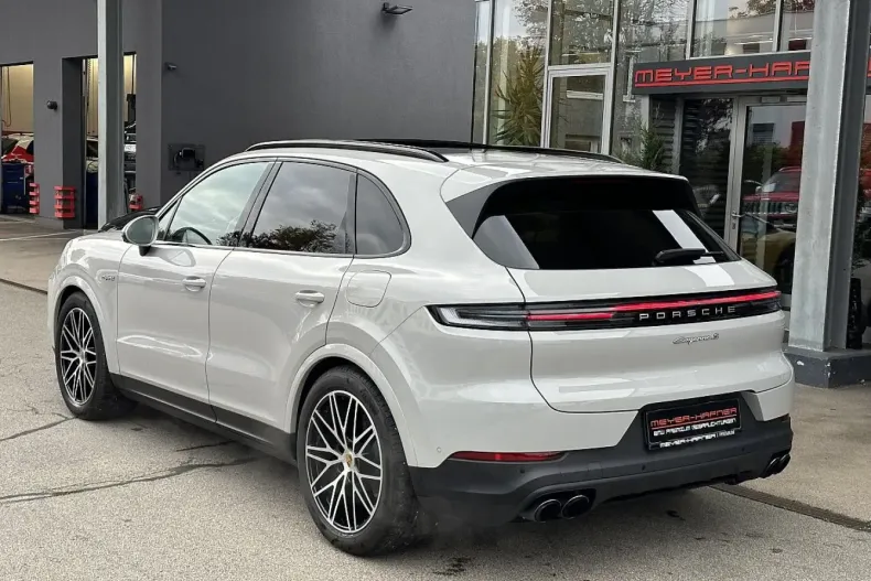 Porsche Cayenne din 2024 cu 20.297 km - oferta POR127211 - foto 7