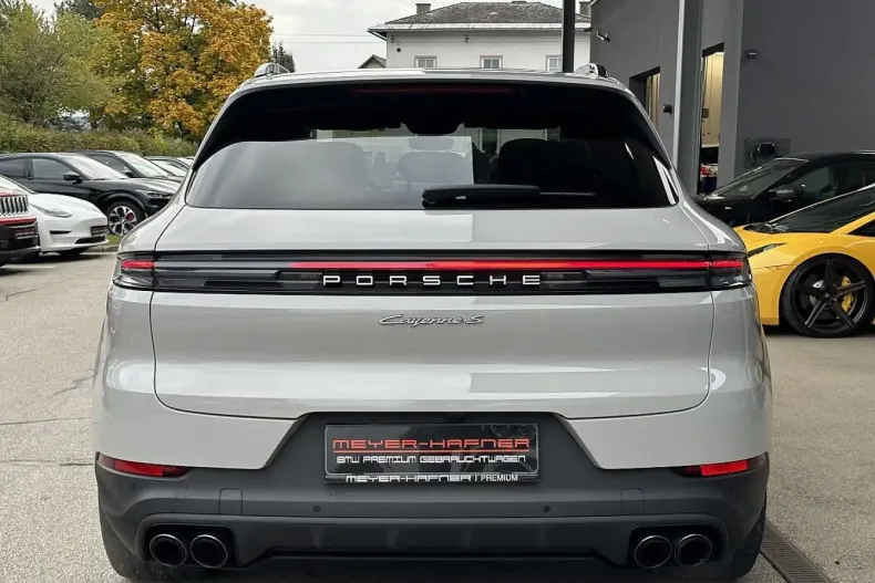 Porsche Cayenne din 2024 cu 20.297 km - oferta POR127211 - foto 9