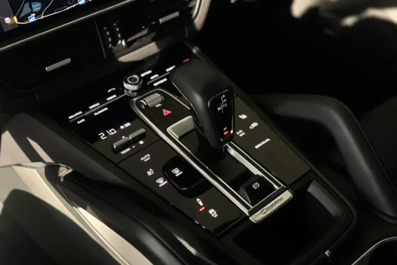 Porsche Cayenne din 2023 cu 37.000 km - oferta POR127213 - foto 19