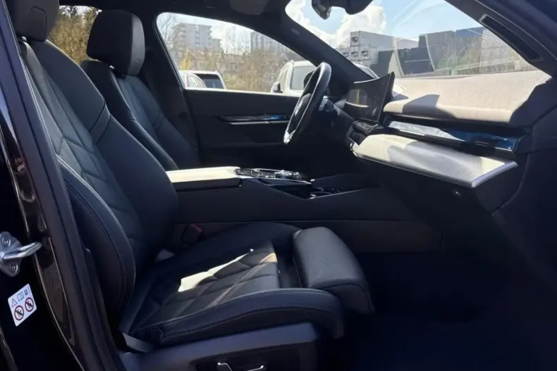 BMW 530 din 2024 cu 28.381 km - oferta BMW127227 - foto 6