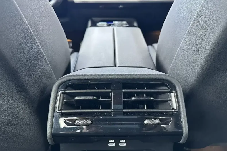 BMW 530 din 2024 cu 12.700 km - oferta BMW127233 - foto 5