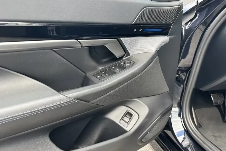 BMW 530 din 2024 cu 12.700 km - oferta BMW127233 - foto 12