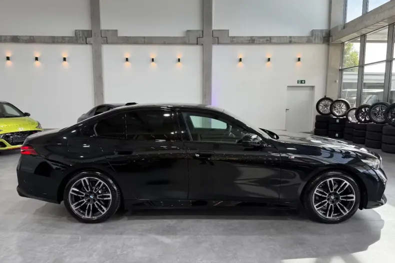 BMW 520 din 2024 cu 18.800 km - oferta BMW127234 - foto 2