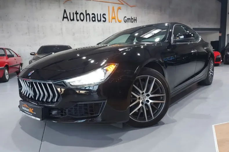 Maserati Ghibli din 2020 cu 35.800 km - oferta MAS127235 - foto 1